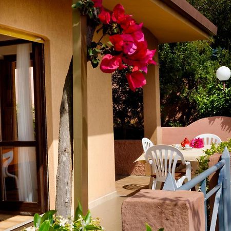 Residence Appartamenti Caffarena Àrbatax Dış mekan fotoğraf