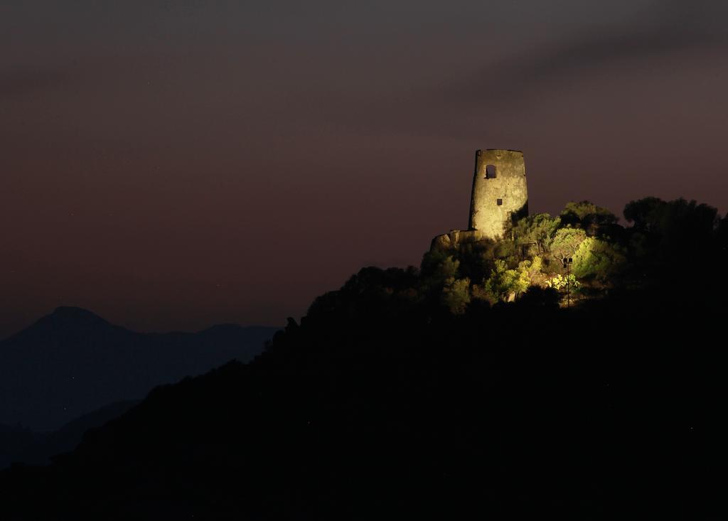 Residence Appartamenti Caffarena Àrbatax Dış mekan fotoğraf