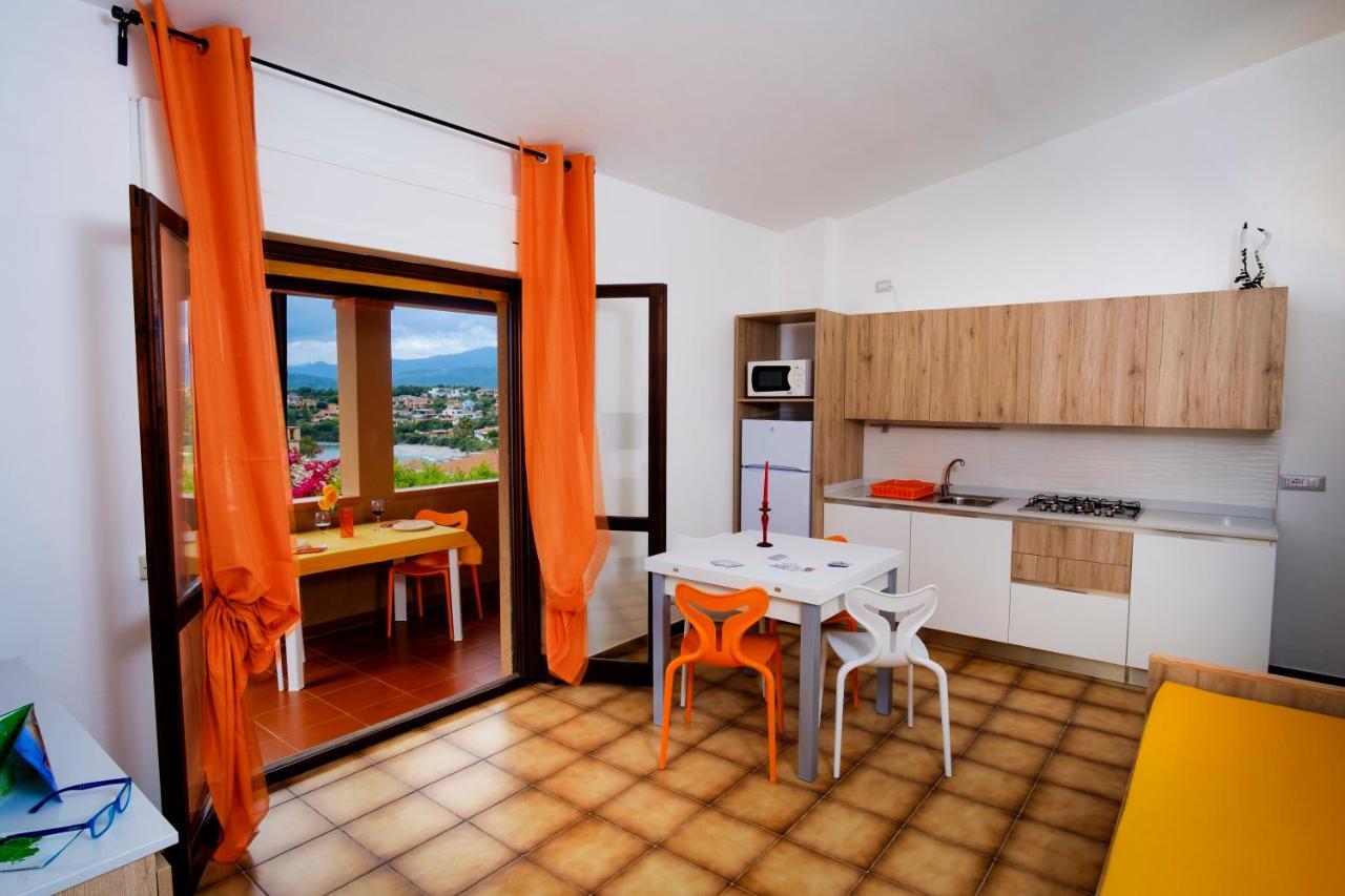 Residence Appartamenti Caffarena Àrbatax Dış mekan fotoğraf