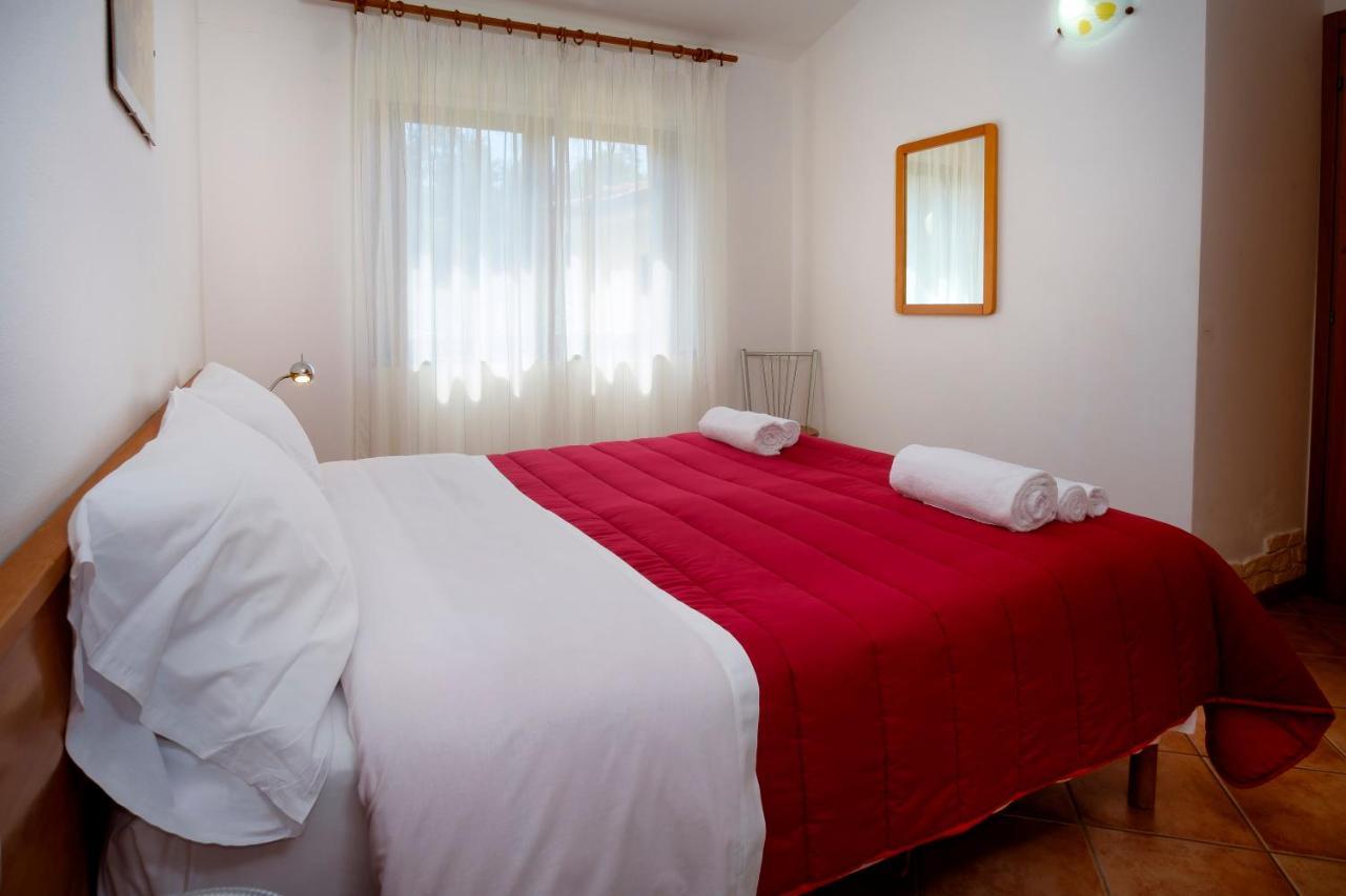 Residence Appartamenti Caffarena Àrbatax Dış mekan fotoğraf