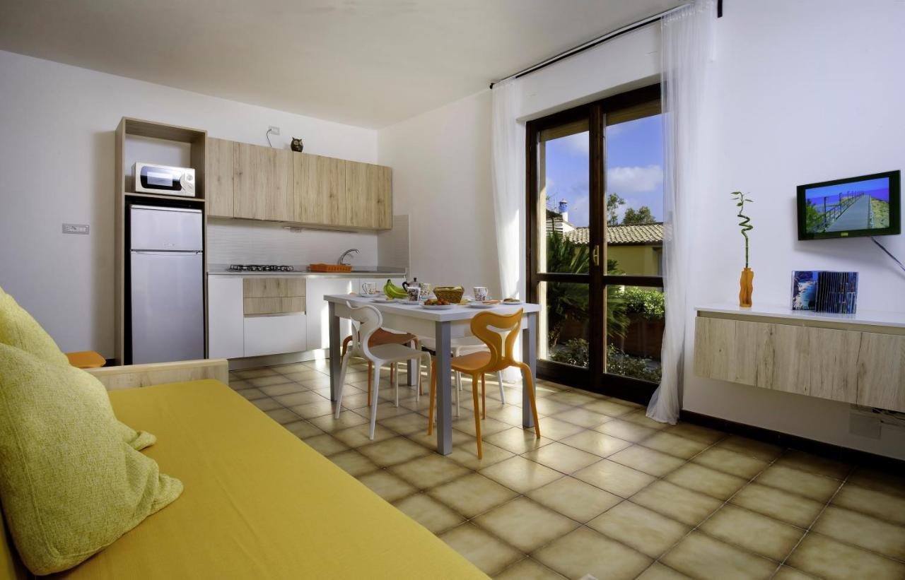 Residence Appartamenti Caffarena Àrbatax Dış mekan fotoğraf
