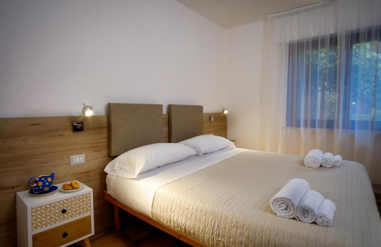 Residence Appartamenti Caffarena Àrbatax Dış mekan fotoğraf