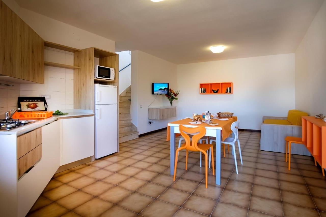 Residence Appartamenti Caffarena Àrbatax Dış mekan fotoğraf